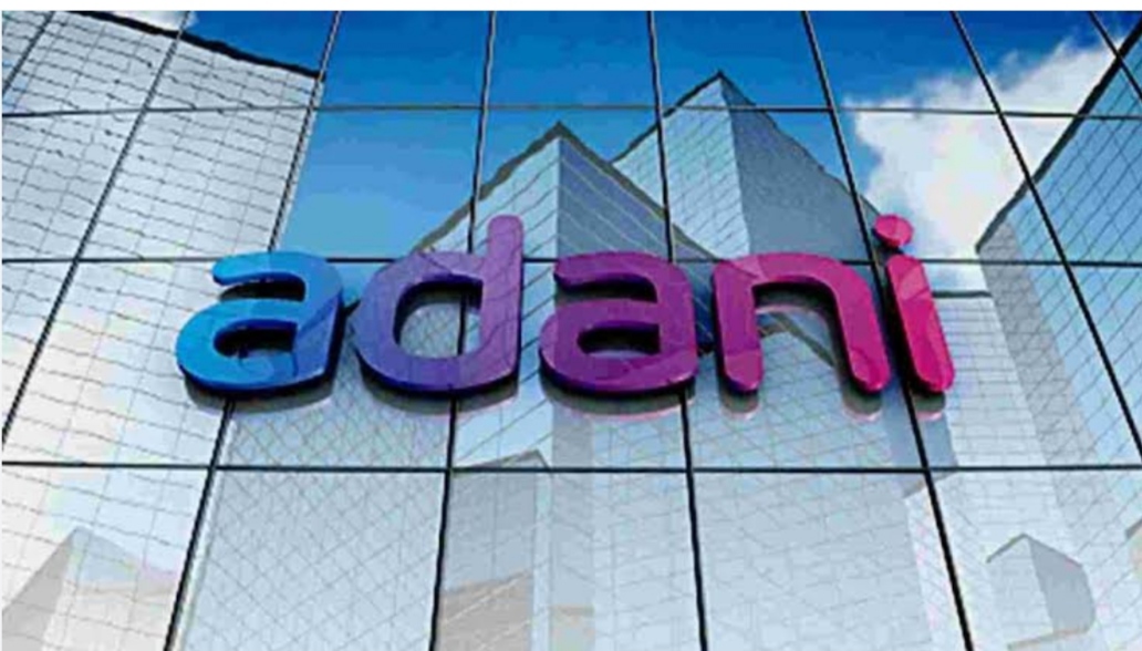 You are currently viewing अडाणी समूह पर एक बार फिर गड़बड़ी के लगे आरोप , नई रिपोर्ट आई सामने , 9 शेयरों में गिरावट