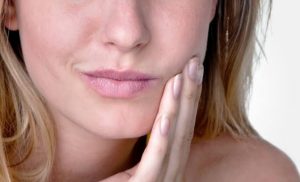 Read more about the article शरीर में इस विटामिन की कमी से हो सकते है मुंह में छाले, जानिये लक्षण