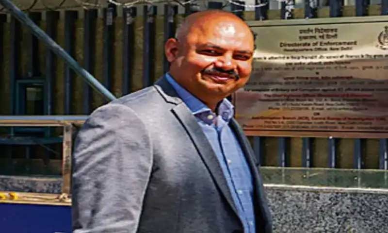 You are currently viewing CM अरविंद केजरीवाल के PA बिभव कुमार को दिल्ली पुलिस ने लिया हिरासत में