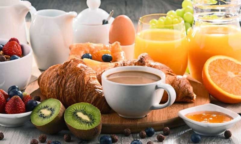 You are currently viewing सावधान ! सुबह खाली पेट भूलकर भी न खाएं ये चीज़े नहीं तो हो सकती है परेशानी