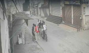 Read more about the article जालंधर : सोढल रोड पर सैर कर रहे युवक को चोरों ने बनाया निशाना