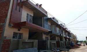 Read more about the article नगर निगम का बड़ा Action, बिना नक्शा पास बन रही इमारतों को किया सील