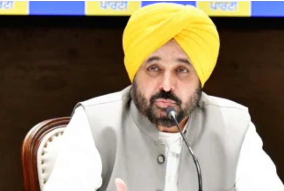 You are currently viewing पंजाब मंत्रिमंडल में फेरबदल के चलते पंजाब के 5 मंत्रियों ने दिया इस्तीफा