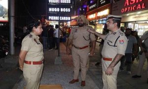 Read more about the article एक्शन में जालंधर के पुलिस कमिश्नर स्वपन शर्मा , 35 लोगों को किया राउंडअप