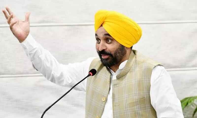 You are currently viewing पंजाब के CM भगवंत मान ने दिवाली पर सरकारी कर्मचारियों को दिया बड़ा तोहफा