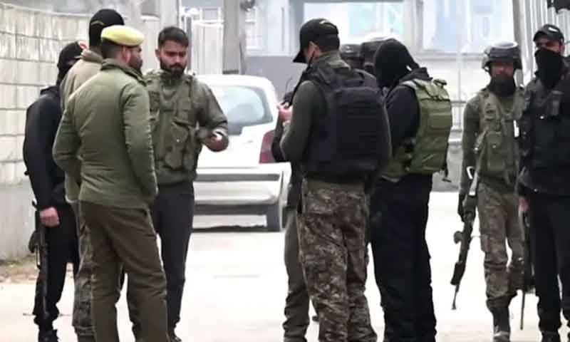 You are currently viewing श्रीनगर के संडे मार्केट में ग्रेनेड से आतंकी हमला, 12 लोग बुरी तरह ज़ख़्मी