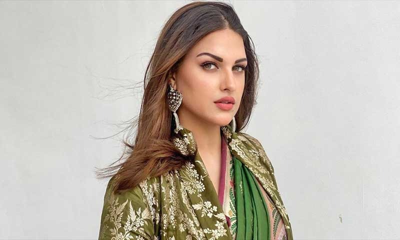 You are currently viewing पंजाबी एक्ट्रेस हिमांशी खुराना के पिता को कोर्ट ने भेजा जेल