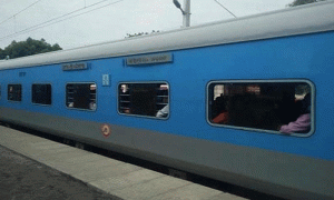 Read more about the article शान-ए-पंजाब ट्रेन में यात्रा कर रहे व्यक्ति की दिल का दौरा पड़ने से मौत