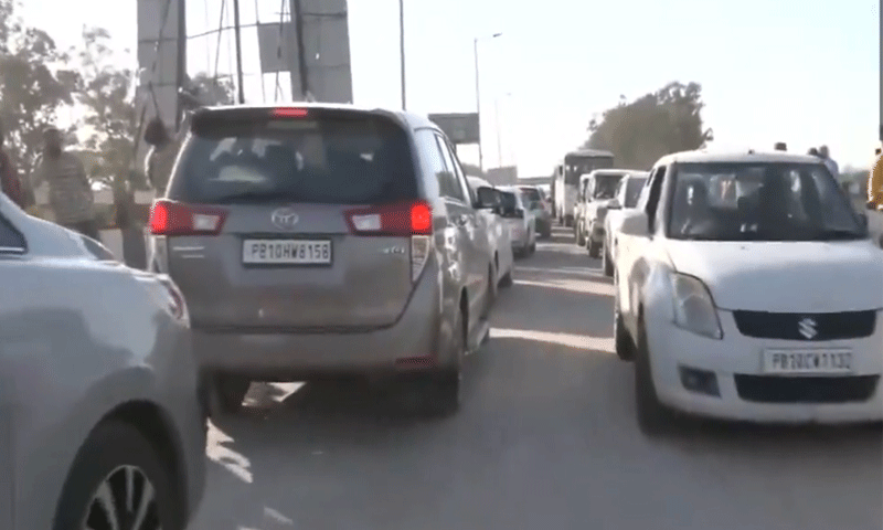 You are currently viewing खुल गया शंभू बॉर्डर, हाईवे पर आवाजाही शुरू , खनौरी बॉर्डर से भी बैरिकेडिंग हटी