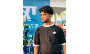 Read more about the article हादसे के बाद होंडा सिटी कार में लगी आग, 23 साल का हनी सिंह जिंदा जला