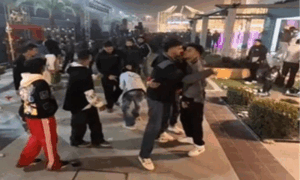 Read more about the article नए साल के जश्न के दौरान जालंधर के ईस्टवुड में देर रात भारी हंगामा, वीडियो वायरल