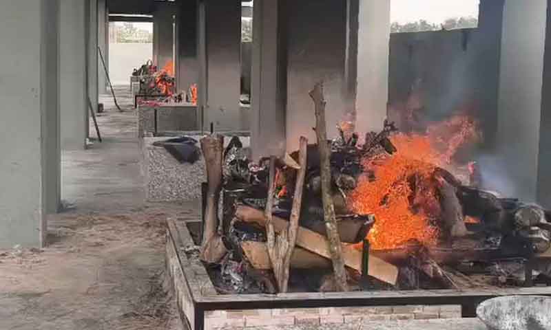 वृंदावन नाव हादसा : लुधियाना में पांच लोगों का हुआ एक साथ अंतिम संस्कार